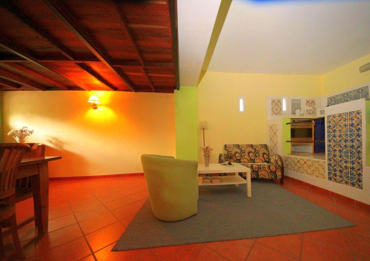 Casa 3 Aguias Bed & Breakfast Aveiro Ruang foto
